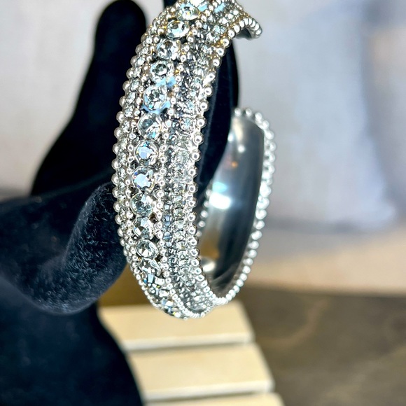Weekend sale price drop! 
NWOT Sorrelli Crystal Cuff - Picture 2 of 6